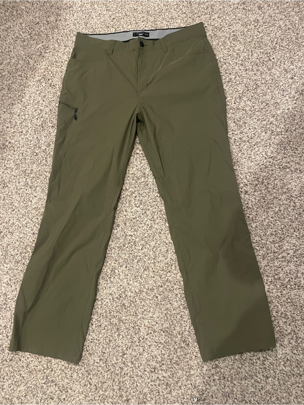 Balance Collection Men's Olive Cargo Performance Pants